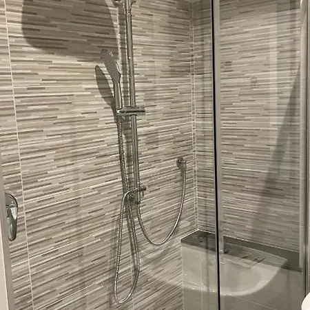 Fiorenza & Banksia Meuble Hotel