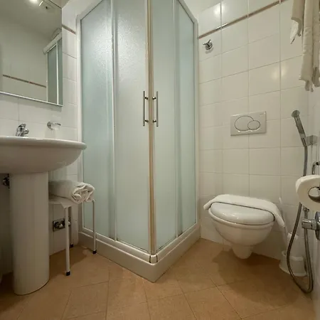 Hotel Fiorenza & Banksia Meuble Alassio