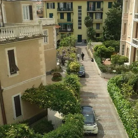 Fiorenza & Banksia Meuble Alassio