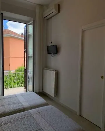 Fiorenza & Banksia Meuble 2* Alassio