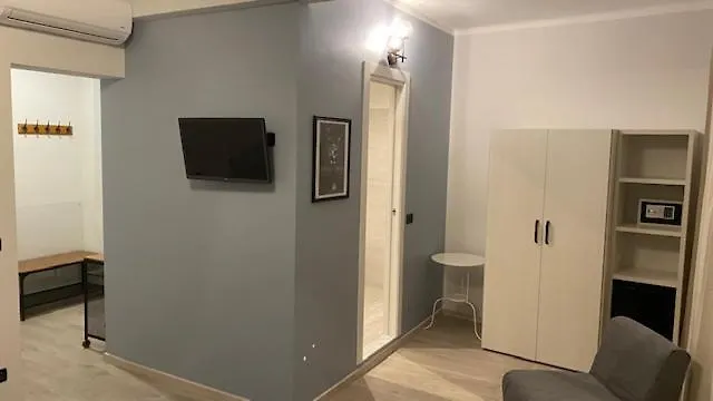 Fiorenza & Banksia Meuble Алассио