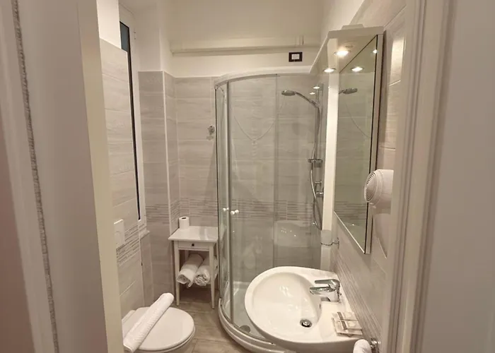 Отель Fiorenza & Banksia Meuble Алассио