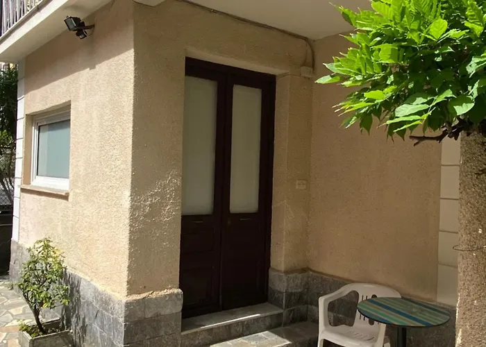 Отель Fiorenza & Banksia Meuble Алассио