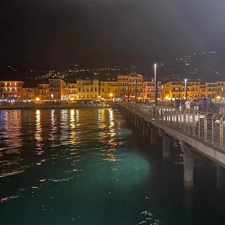 호텔 Fiorenza & Banksia Meuble 알라시오