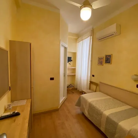 Ξενοδοχείο Fiorenza & Banksia Meuble