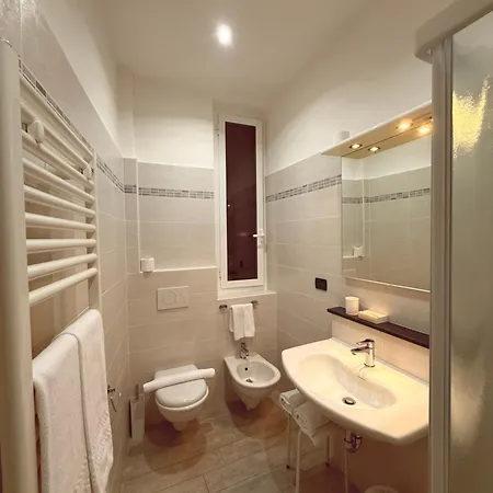 Fiorenza & Banksia Meuble 2* Alassio