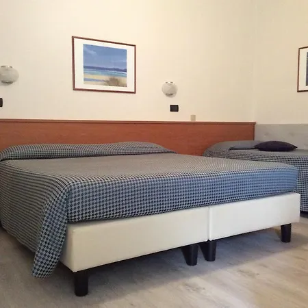 Fiorenza & Banksia Meuble 2* Alassio