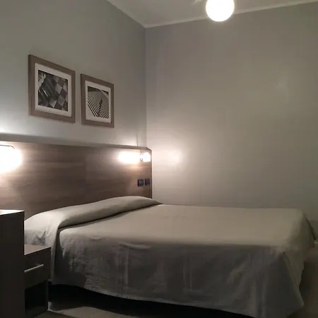 Fiorenza & Banksia Meuble 2* Alassio