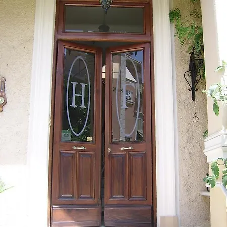 Fiorenza & Banksia Meuble 알라시오