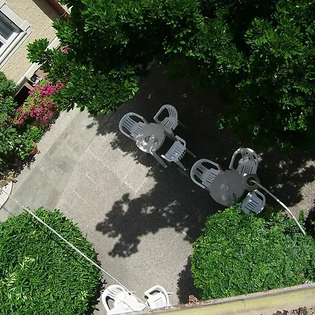 Fiorenza & Banksia Meuble 호텔