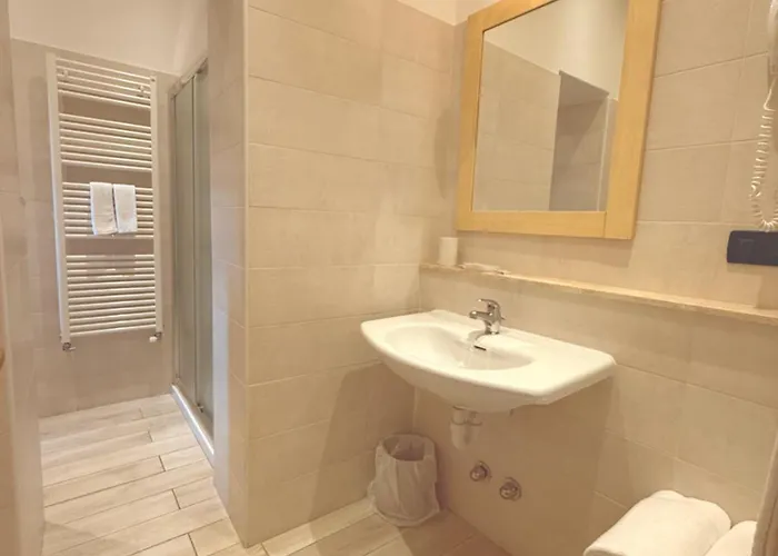 Fiorenza&banksia Meublè 2*