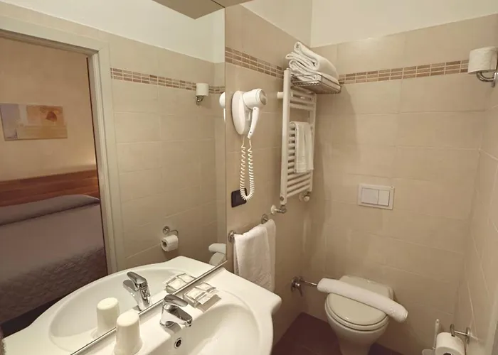 Szálloda Fiorenza & Banksia Meuble