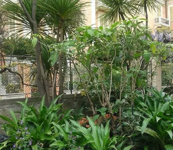 Fiorenza & Banksia Meuble 2* Alassio