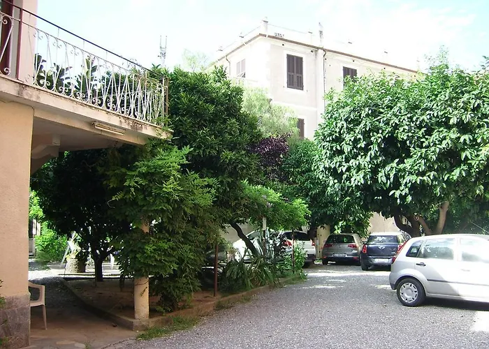 Fiorenza&banksia Meublè 2* Alassio